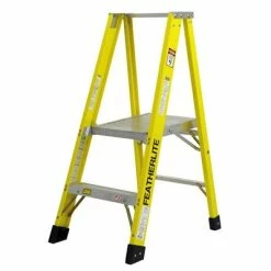 Discount 💯 Featherlite 6504 4 Ft. Extra Heavy-Duty Fibreglass Platform Step Ladder With 300 Lb. Load Capacity Type IA Duty Rating 🎁
